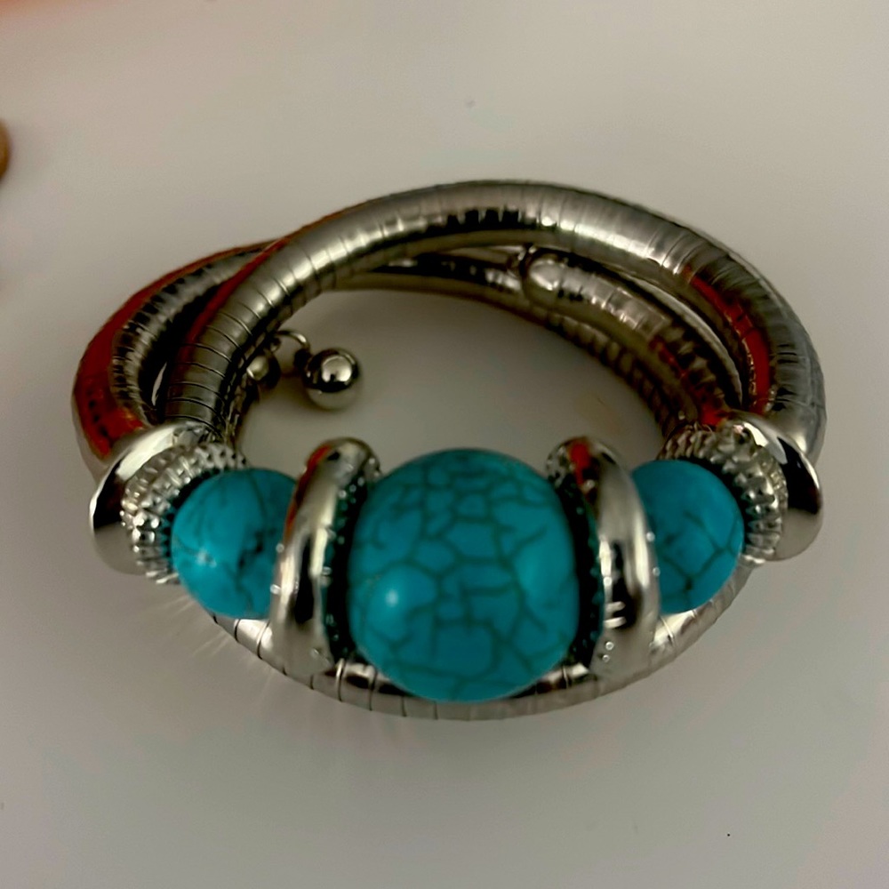 Vintage aspired bangle turquoise bracelet.